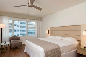 Deluxe King Bed with city view at Riu Plaza Miami Beach